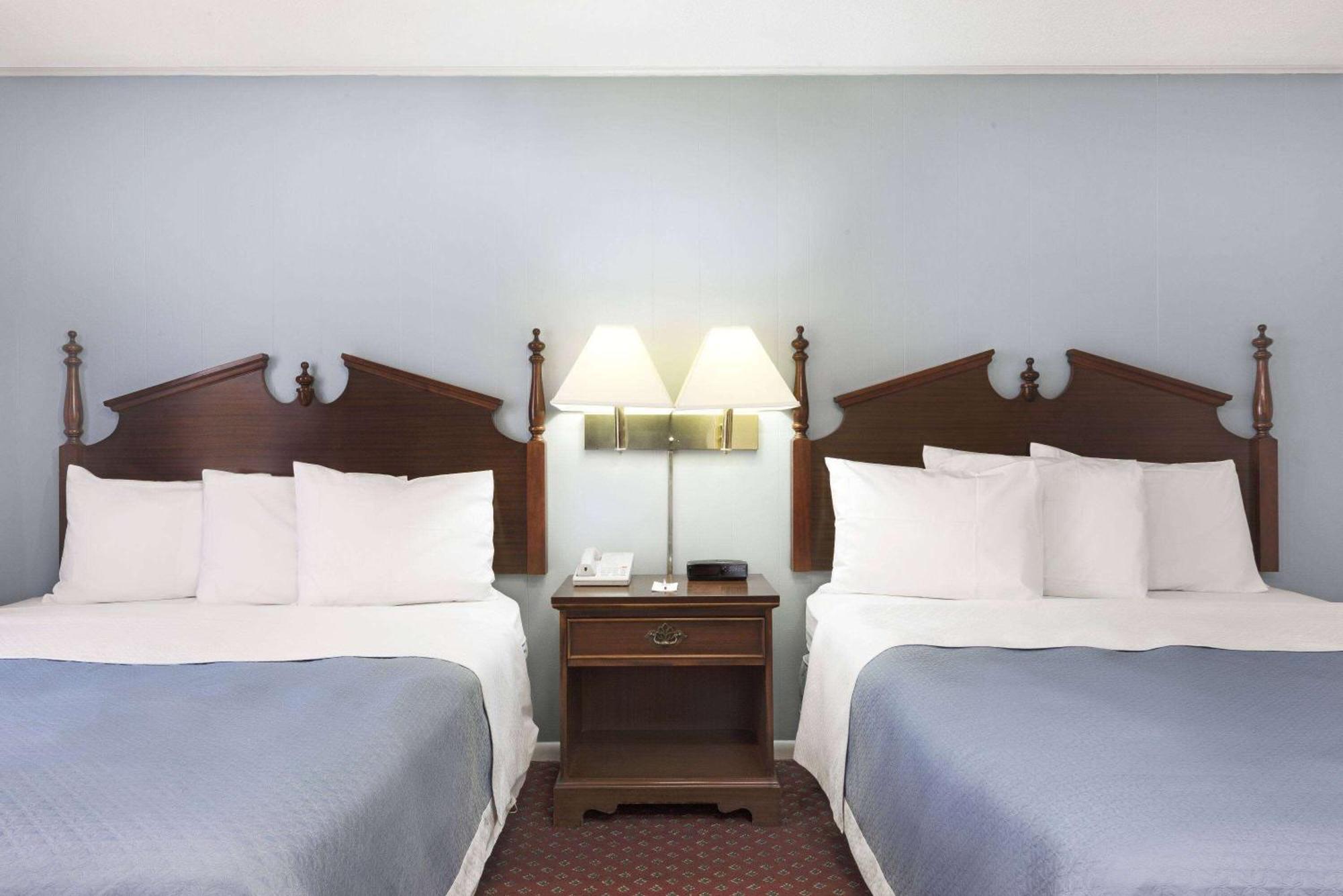 Travelodge By Wyndham Las Vegas Nm מראה חיצוני תמונה