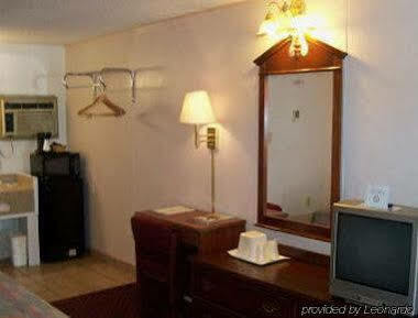 Travelodge By Wyndham Las Vegas Nm מראה חיצוני תמונה